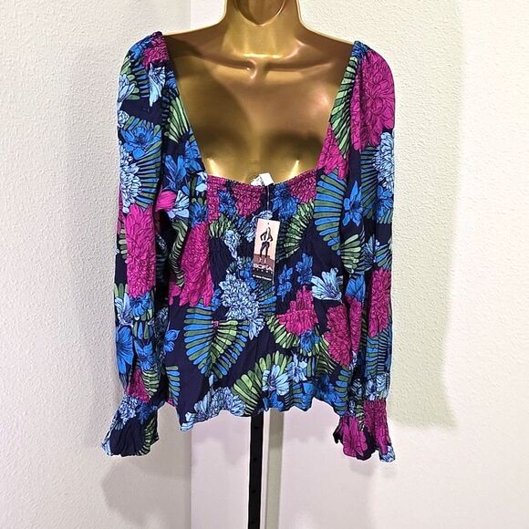 NWT Multicolor Babydoll Floral Top Womens Large Ruched Stretch Boho Dark Floral - Picture 4 of 9